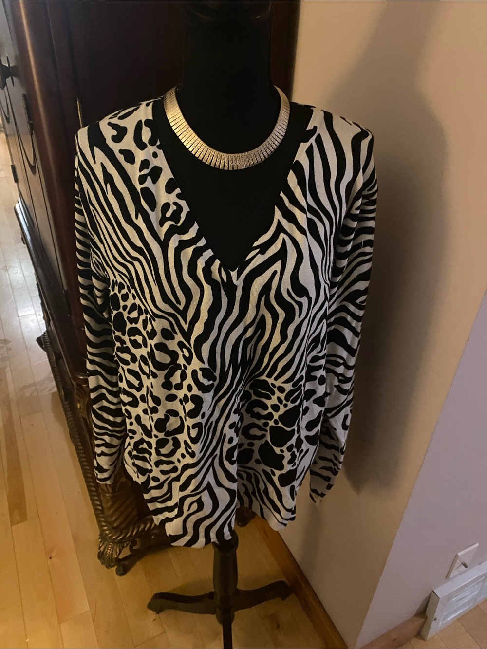 Zebra-Print V-Neck Sweater in Black & White
